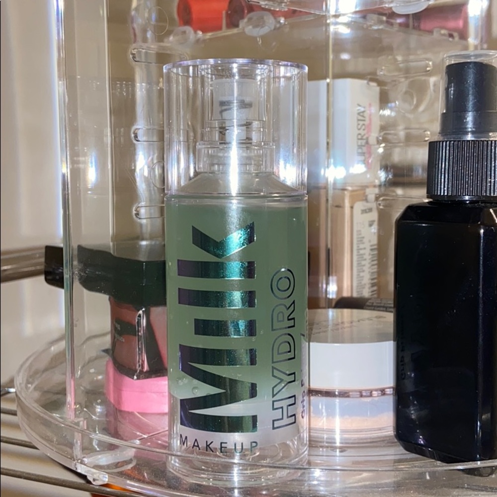 MILK MAKEUP Hydro Grip Primer